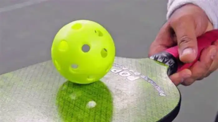 Choose the right diameter for a pickleball